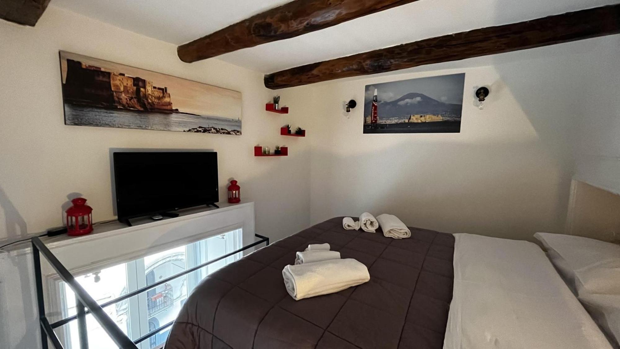 نابولي Palazzo Della Loggia B&B المظهر الخارجي الصورة